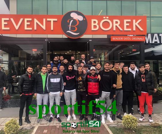 LEVENT BÖREK SAKARYASPOR’U AGIRLADI « Sakarya'nın Güncel Spor Haber Portalı