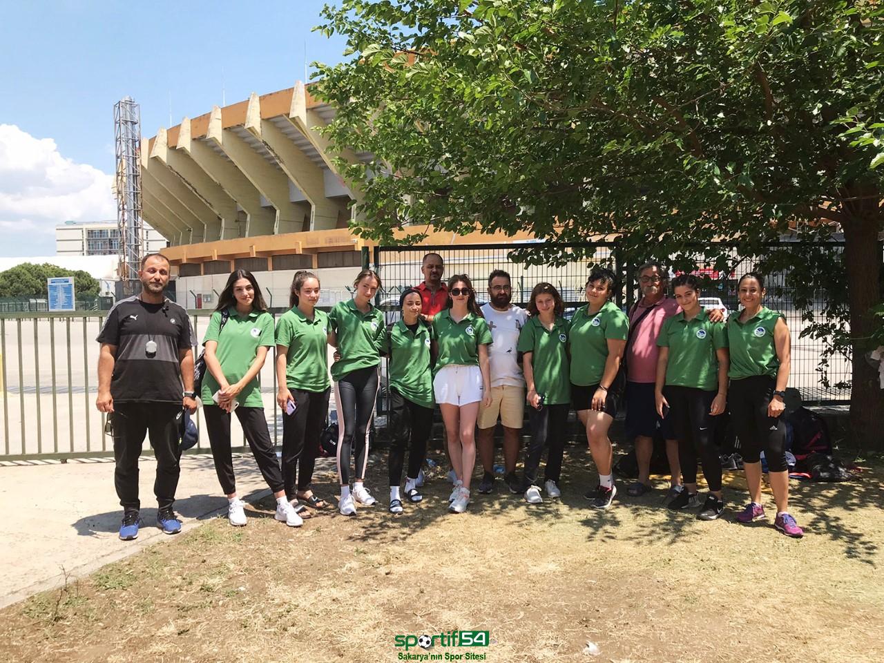 Büyükşehir’in sporcuları başarıdan  başarıya koşuyor