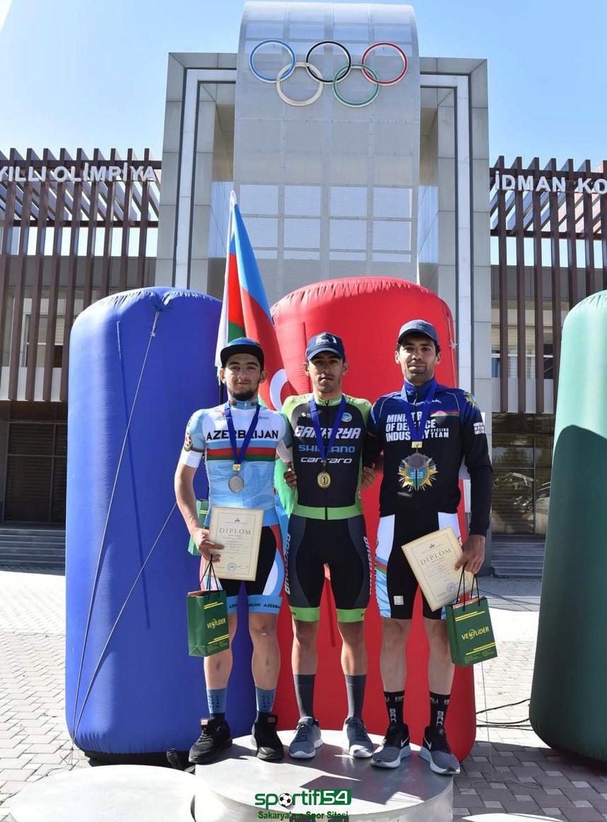 Büyükşehir’in pedalı Azerbaycan’da şampiyon oldu