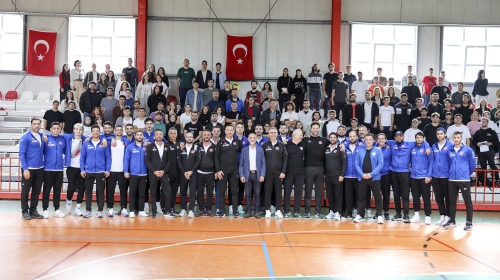 Hentbol Milli Takımı SUBÜ öğrencileriyle buluştu