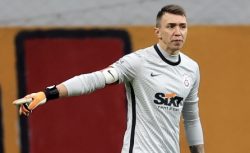 Muslera Kararını Yönetime Bildirdi! Galatasaray Arayışa Başladı!